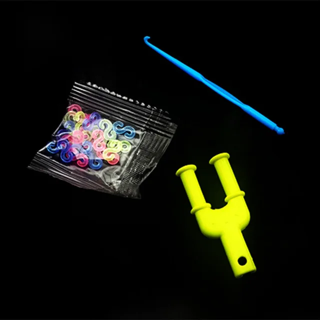 1500 pieces of rubber loom with children's gifts for girls elastic band woven lace bracelet toy 10 color box set of DIY material 3