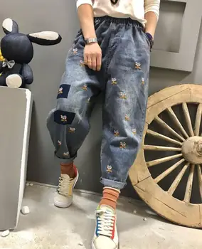 

2020 Spring Autumn Jeans Retro Floral Embroidery Washed Bleached Elastic Waist Female Loose Denim Pants Tide trousers w264