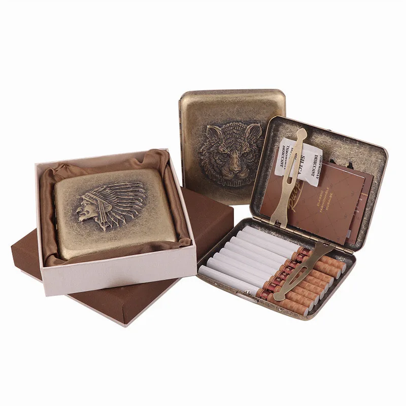 

1Pcs Holds 20 Cigarettes Classical Individuality Metal Cigarette Box Creative Stylish Embossment Process Appearance Smoking Set