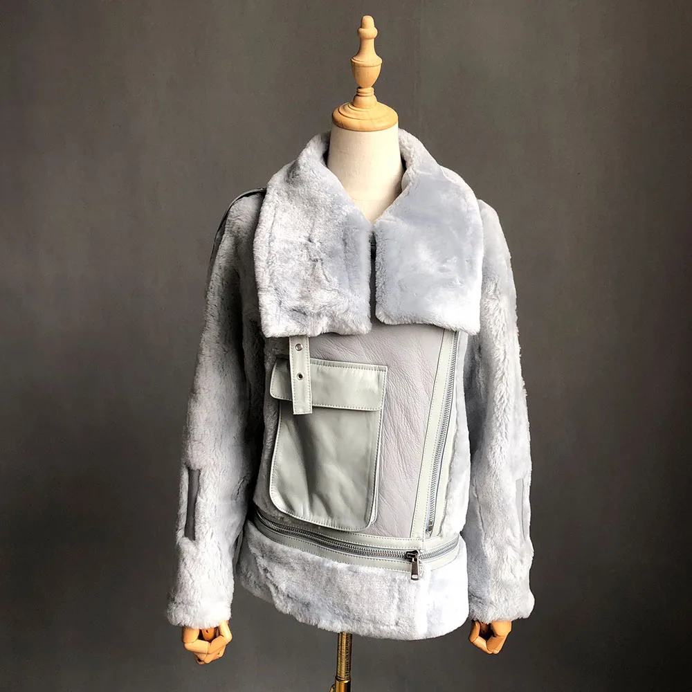 Небесно-голубой Warm Women's Winter Motorcycle Jacket Female Short Lapels Fur Thick Korean Version Sheepskin Jacket Bomber Jacket - Цвет: Небесно-голубой