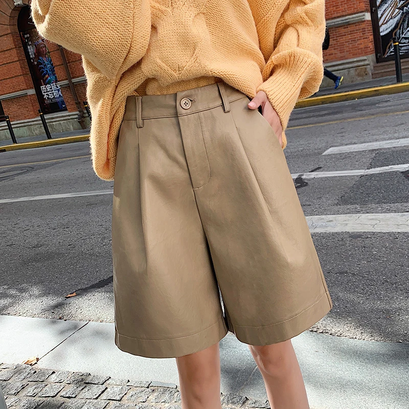 QOERLIN Back Buttons S-3XL Fashion PU Leather Shorts Women's Autumn Winter New 2022 Loose Five Points Leather Trousers Shorts
