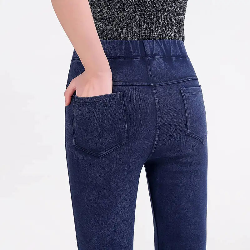 8563898647_975650833_副本