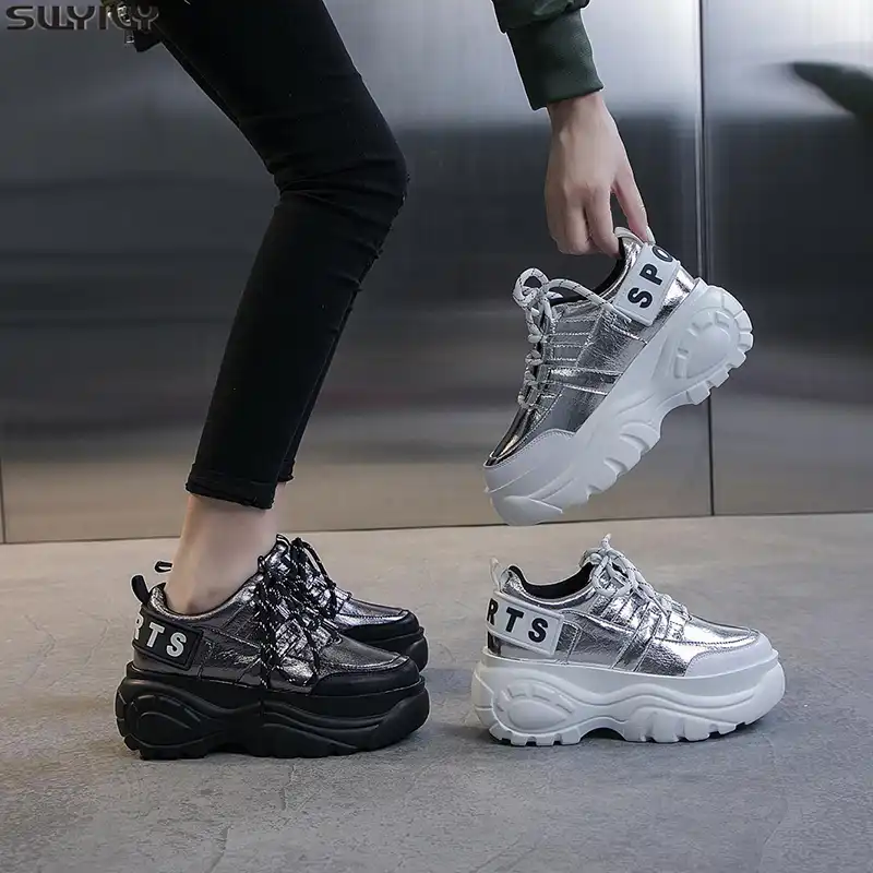 black sneakers women