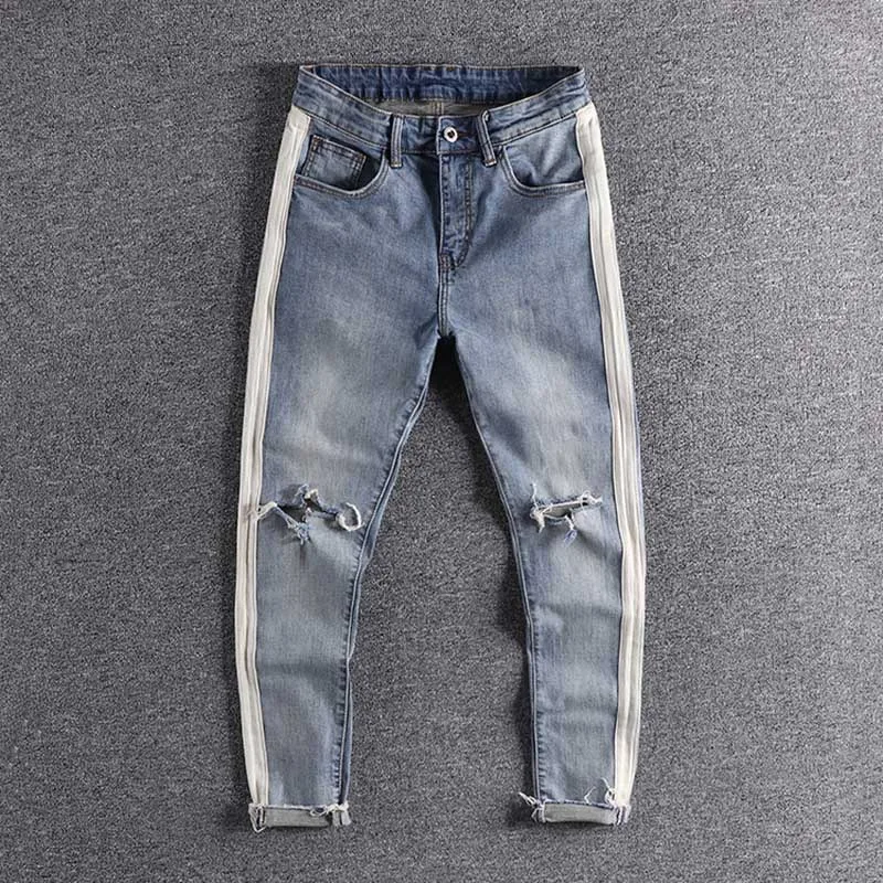 small in men's pants