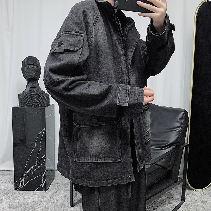 

2020 Men's Cowboy Loose Coat Work Clothes Bomer Denim Jacket Pocket Decorate Outerwear Tide Black/blue Color Windbreaker M-2XL