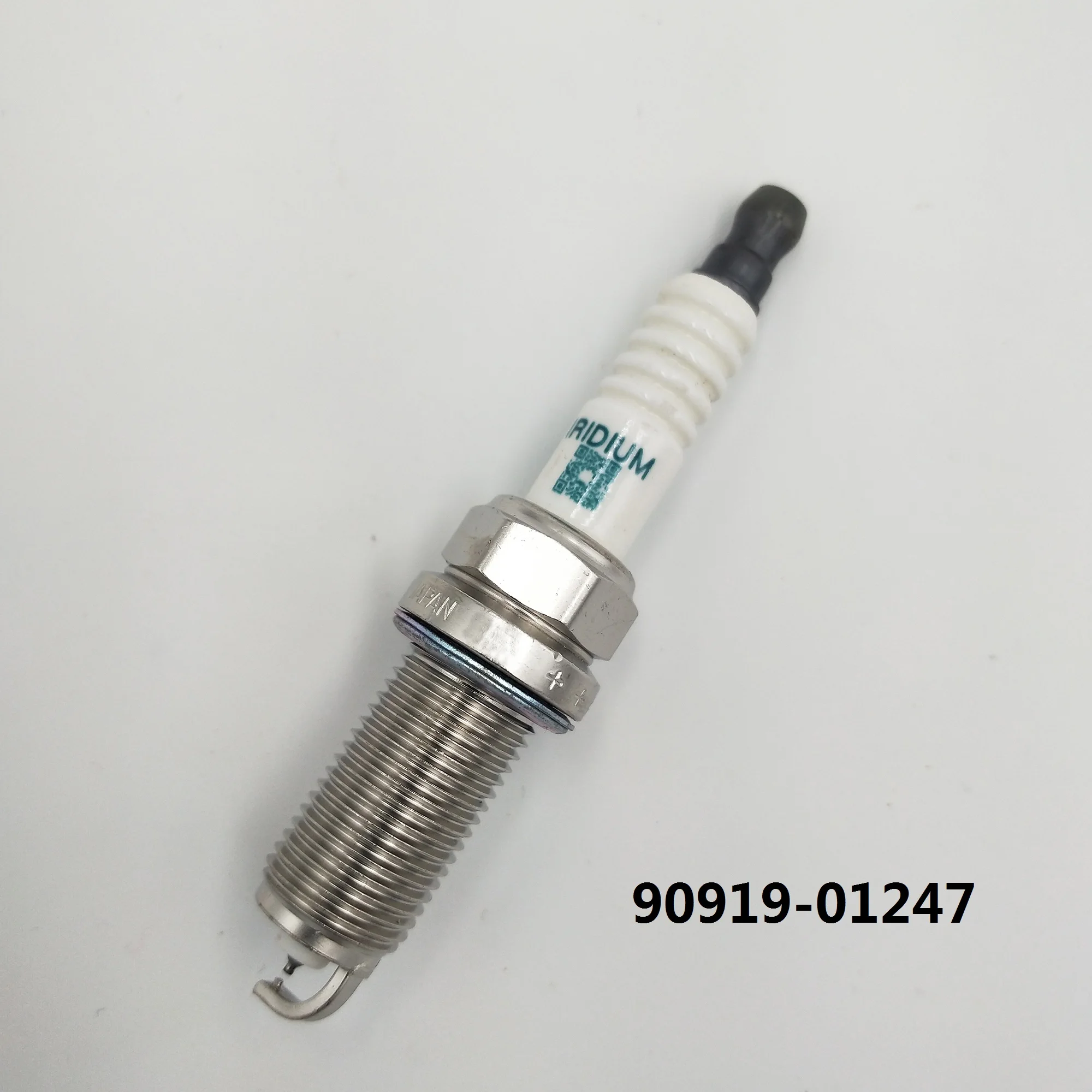 4 шт./лот иридиевая Свеча зажигания 90919-01253 90919-01210 90919-01275 90919-01230 90919-01221 90919-01191 90919-01247 для Toyota Lexus