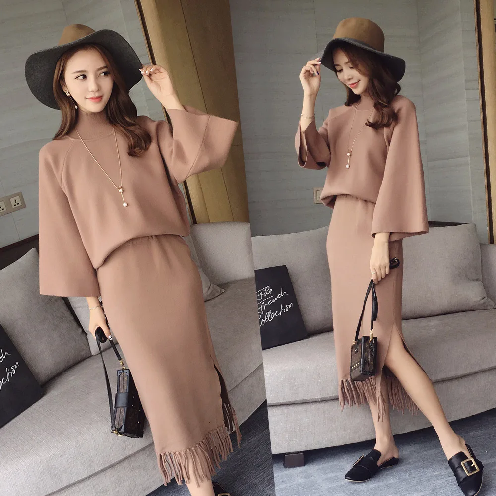 

2016 Autumn Clothing New Style Korean-style Half-Turtle-Neck Bell Sleeve Tops Hem Tassels Skirt Knitting Suit H29