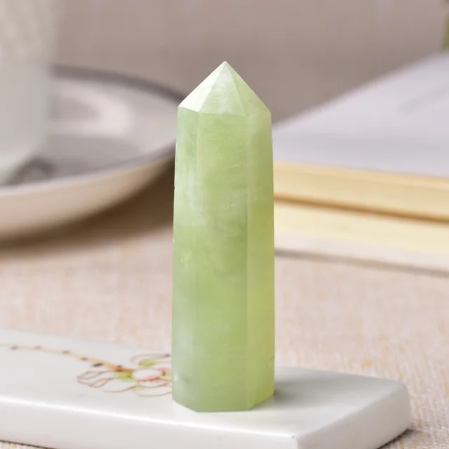 30 Color Natural Stones Crystal Point Wand Amethyst Rose Quartz Healing Stone Energy Ore Mineral Crafts Home Decoration 1PC Light green jade