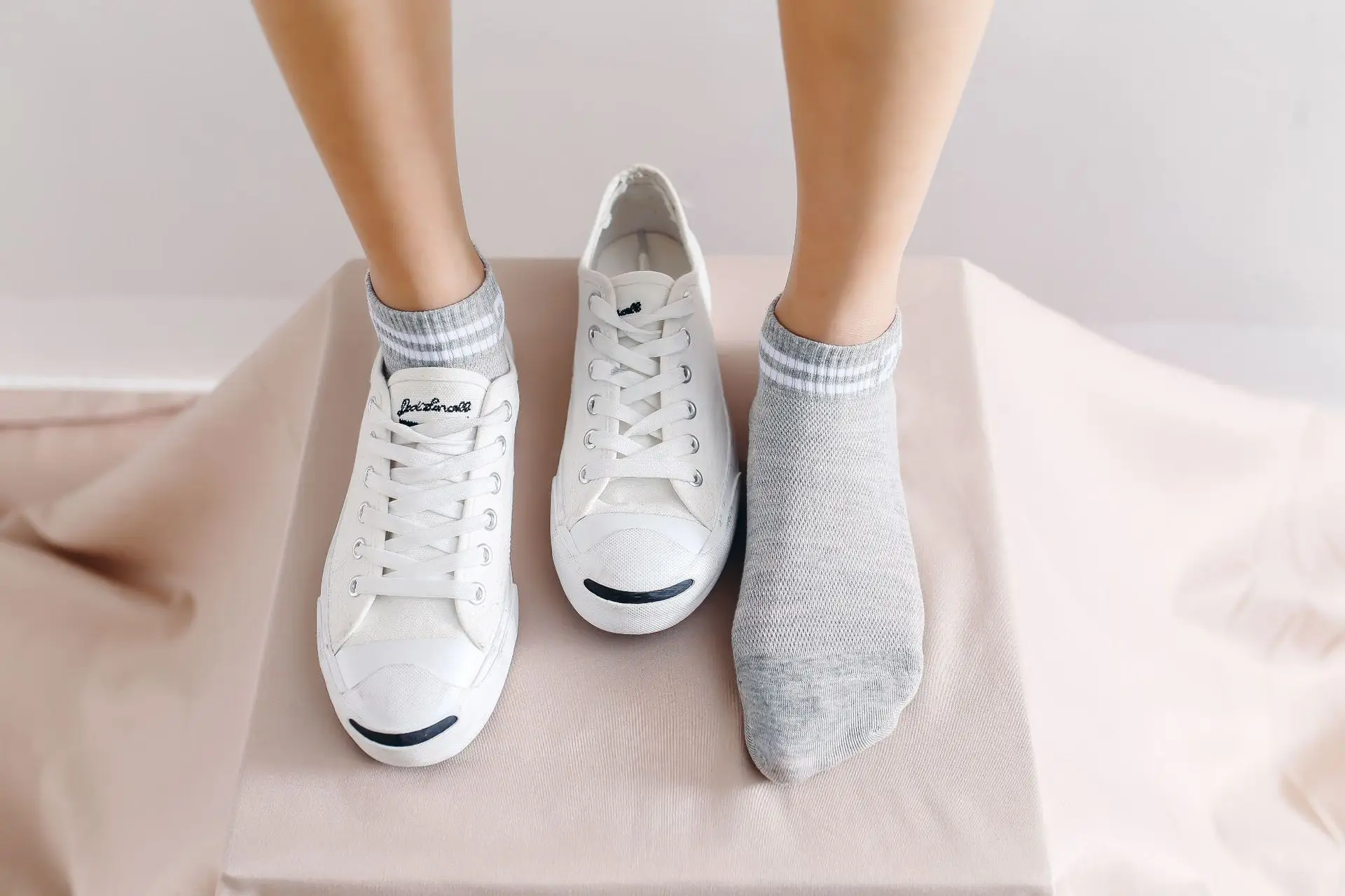 Mesh tou qi wa Children Spring And Summer Thin Short WOMEN'S Socks Polyester Cotton Sports Trend No-show Socks Women's with Numb