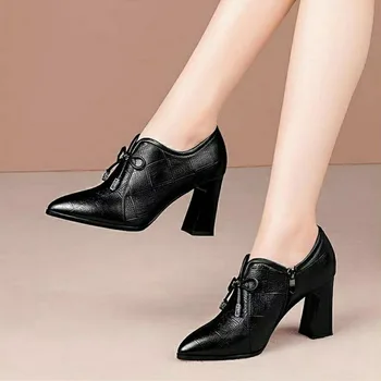 leather shoes female