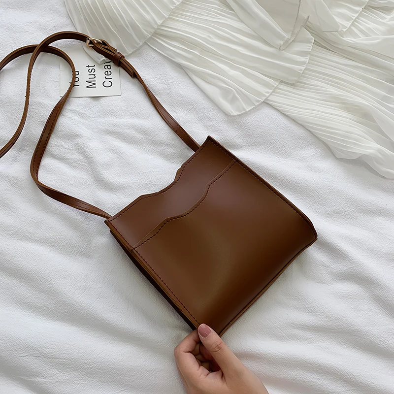 Модная женская сумка, винтажная сумка-мессенджер с кисточкой, Высококачественная шикарная сумка на плечо, простая сумка через плечо, сумка-тоут - Цвет: Коричневый