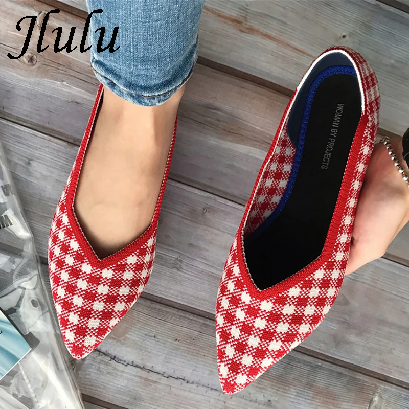 Весенняя обувь на плоской подошве в клетку женские Балетки без застежки с острым