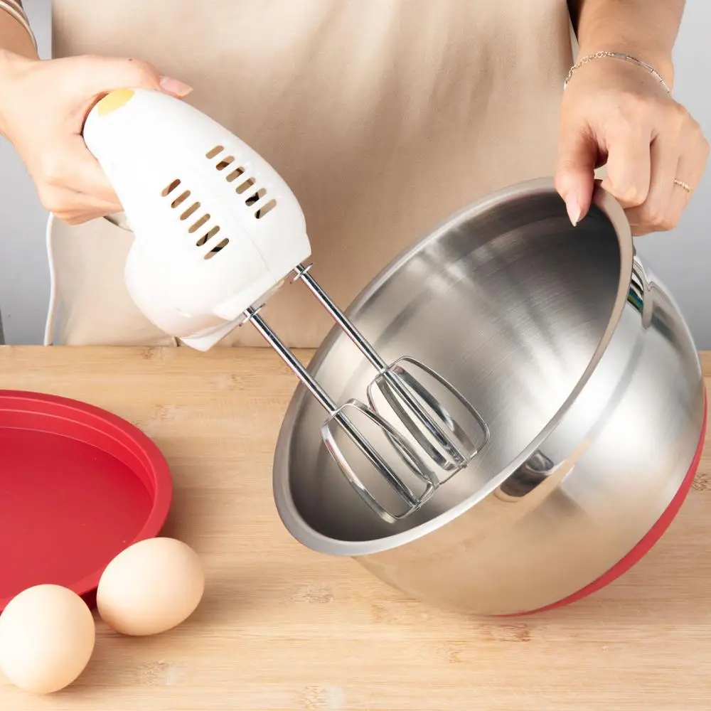 

18/10 Stainless Steel Mixing Bowls Non Slip Silicone Bottom Nesting Storage Bowls Meal Mixing Prepping 1.5-3-5QT Airtight Lids