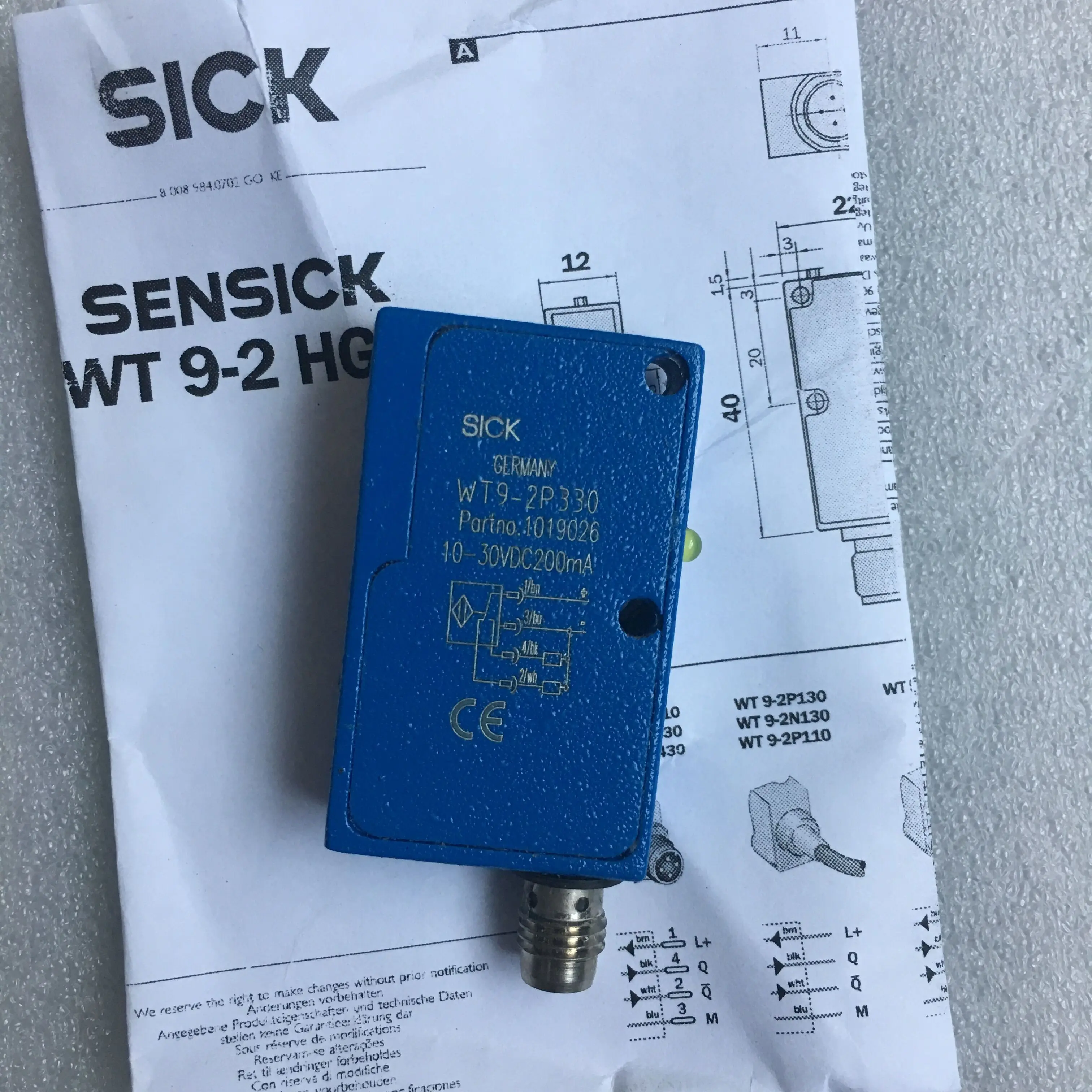 

WTB9-3P2261 Photoelectric Sensors WTB9-3P2261 Photoelectric switch