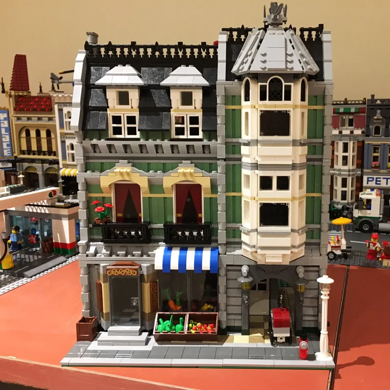 2465 шт. MOC 15008 город улица вид зеленый бакалейщик модель 10185 строительные блоки