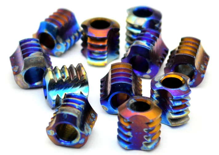

Totrait Pendants Titanium Knife Beads Pendants Delicate EDC Tools Pendants EDC Titanium Alloy TC4 Baked Blue Anodized Paracord B