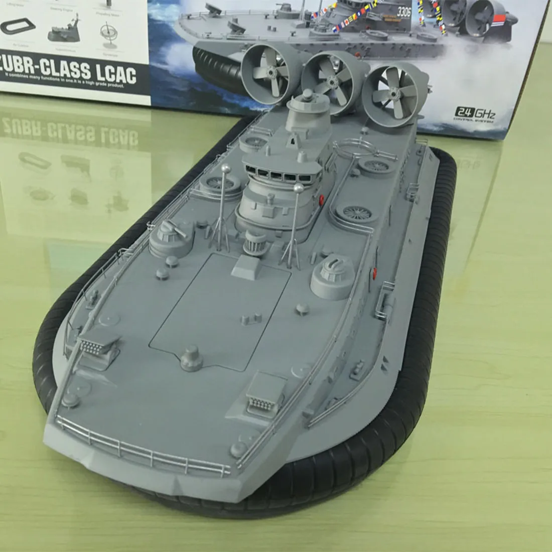 HG C201 1:110 2.4G RC Boat Ship Model Landing Water Air Cushion Landing Craft Remote Control Toys For Boys - EU / US Plug