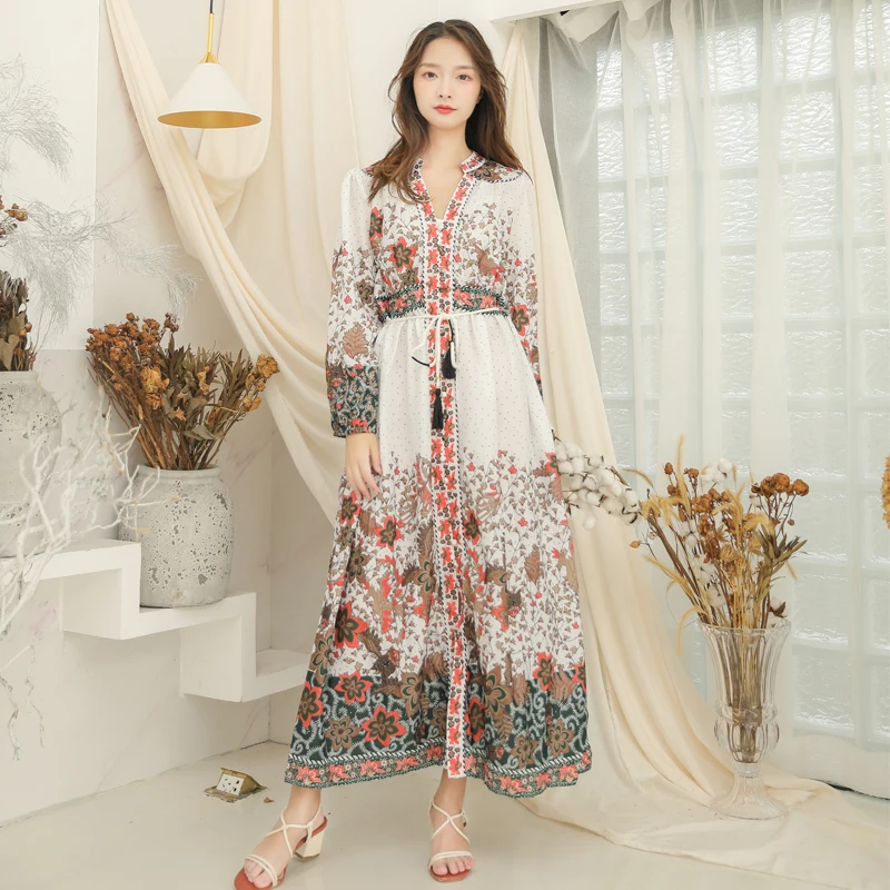 Make the European and American wind accept waist dress qiu dong printing v-neck dress speed sell through foreign trade long slee