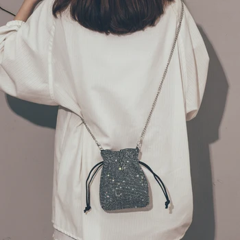 

The new south Korean version 2020 is all about cross-body bags with exotic shiny chains