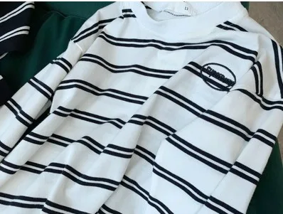only t shirt Рост 90-140 см, новинка года, осенняя футболка в полоску для мальчиков Модная стильная футболка с длинными рукавами для детей свитер для мальчиков - Цвет: only t shirt