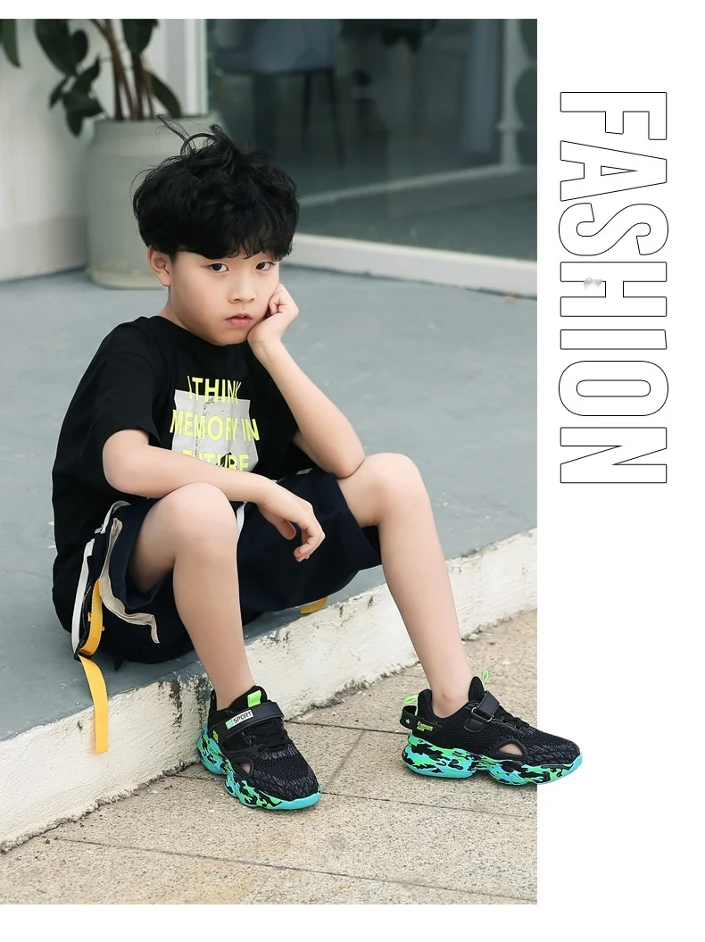 Sandals boys' summer 2021 new hollow net anti slip sports children's soft bottom baby boys' fashion children's shoes for sale