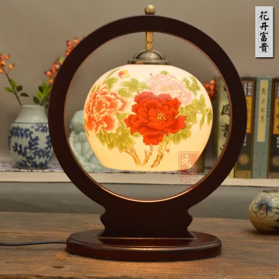 New Chinese antique creative ceramic table lamp bedroom bedside lamp American Pastoral flower painting solid wood desk lamp - Цвет абажура: Y
