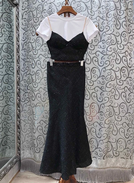 

2019 Early autumn new women's collar color matching stitching fake two short jackets + long half skirt casual suit 826