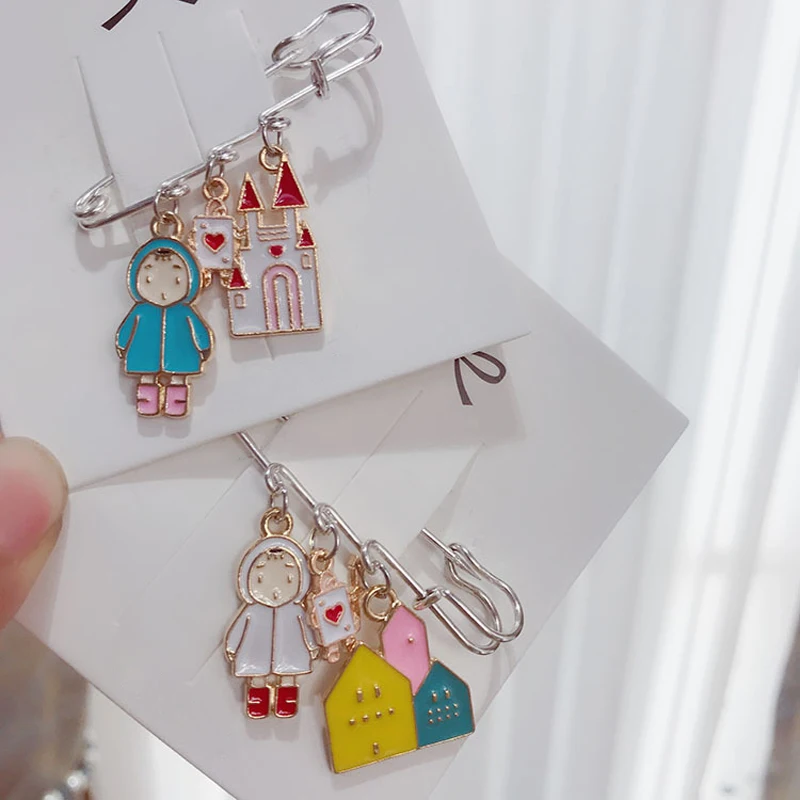 Брошь на булавке с эмалью в форме сердца замка | Украшения и аксессуары