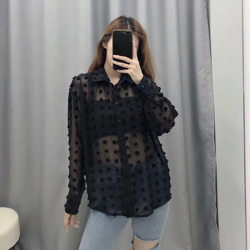https://outfitgarage.com/new-women-fashion-dot-stitching-casual-chiffon-blouse-shirt-women-long-sleeve-chic-blusas-perspective-white-chemise-tops-ls3725/