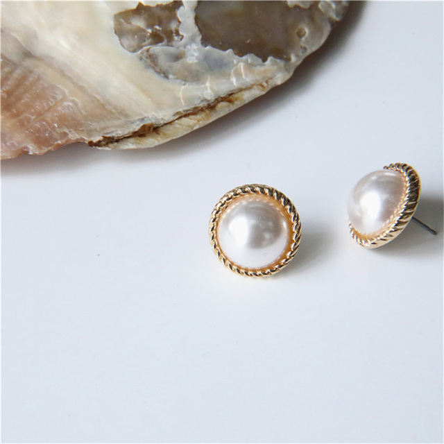 Korean New Simple Geometry Earrings Fashion Temperament Sweet Pearl Flower Earrings Female Jewelry Party Gift