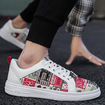 

2020 New Casual Men Vulcanized Shoes Sneakers Men Fashion Graffiti Lace-Up Sport Board Running Shoes Men Flats Slip White Shoes
