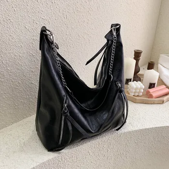 

Tassle Women Handbag Female New Retro Fashion Tassel Brand Large Capacity Shoulder Bag Casual Solid Color Chain Crossbody Bag