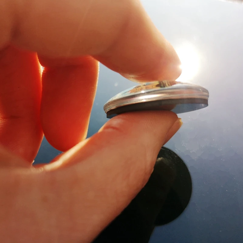 Металлическая стрекоза и перо павлина в стиле панк 30 мм магнит на холодильник с