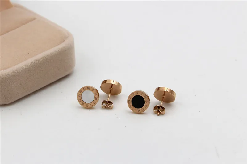 3128913363_839391374