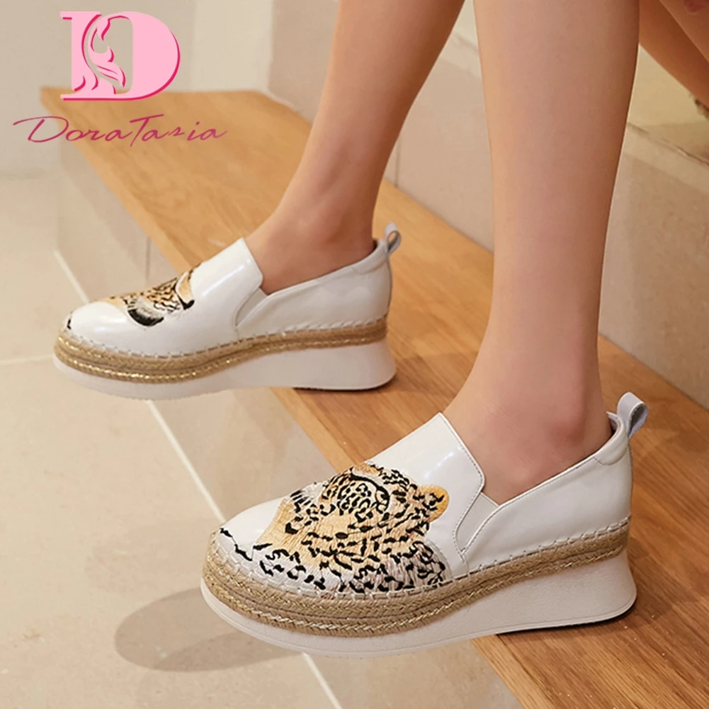 

Doratasia New Fashion 2020 High Quality Platform Shoes Woman Vulcanize Slip On Casual Mix Color Spring Vulcanize Women Shoes