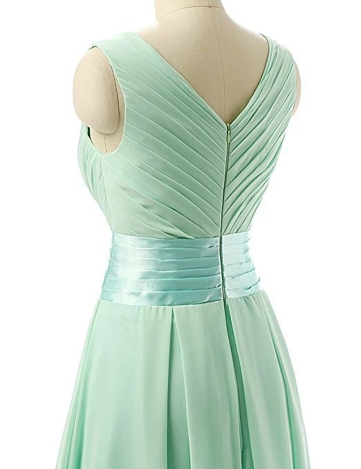 Vintage-V-Neck-Chiffon-Homecoming-Dresses-Celebrity-Gowns-Simple-Straps-Short-Summer-Graduation-Dresses-Plus-Size (1)