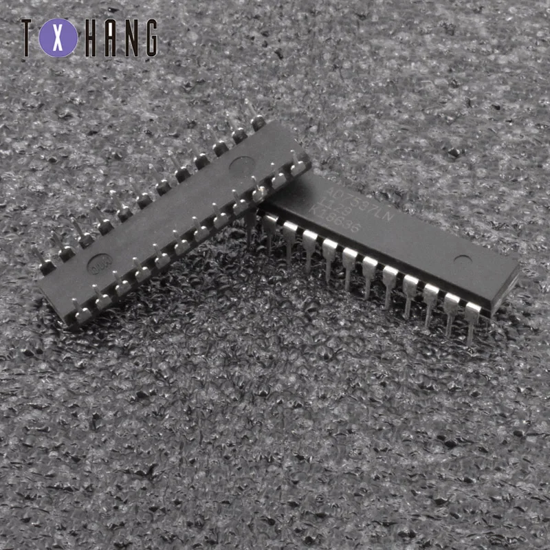 

1PCS/5PCS AD7537LN AD7537 24PINS LC2MOS (8+4) Loading Dual 12-Bit DAC IC