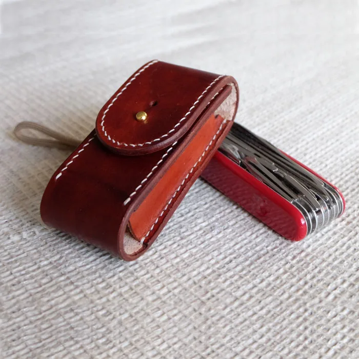 Buy Swiss Military Belfort Bi-Fold Coin Wallet - Cherry online