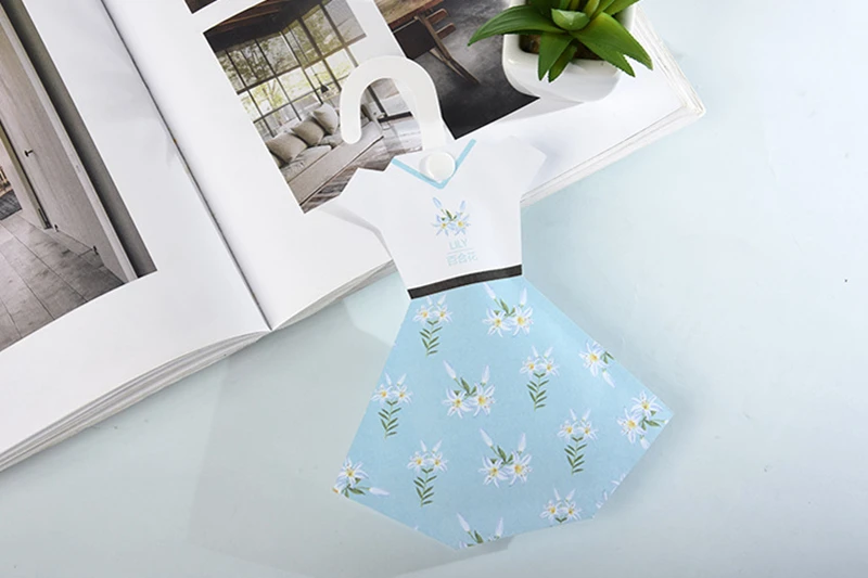 9662807973_1015988561