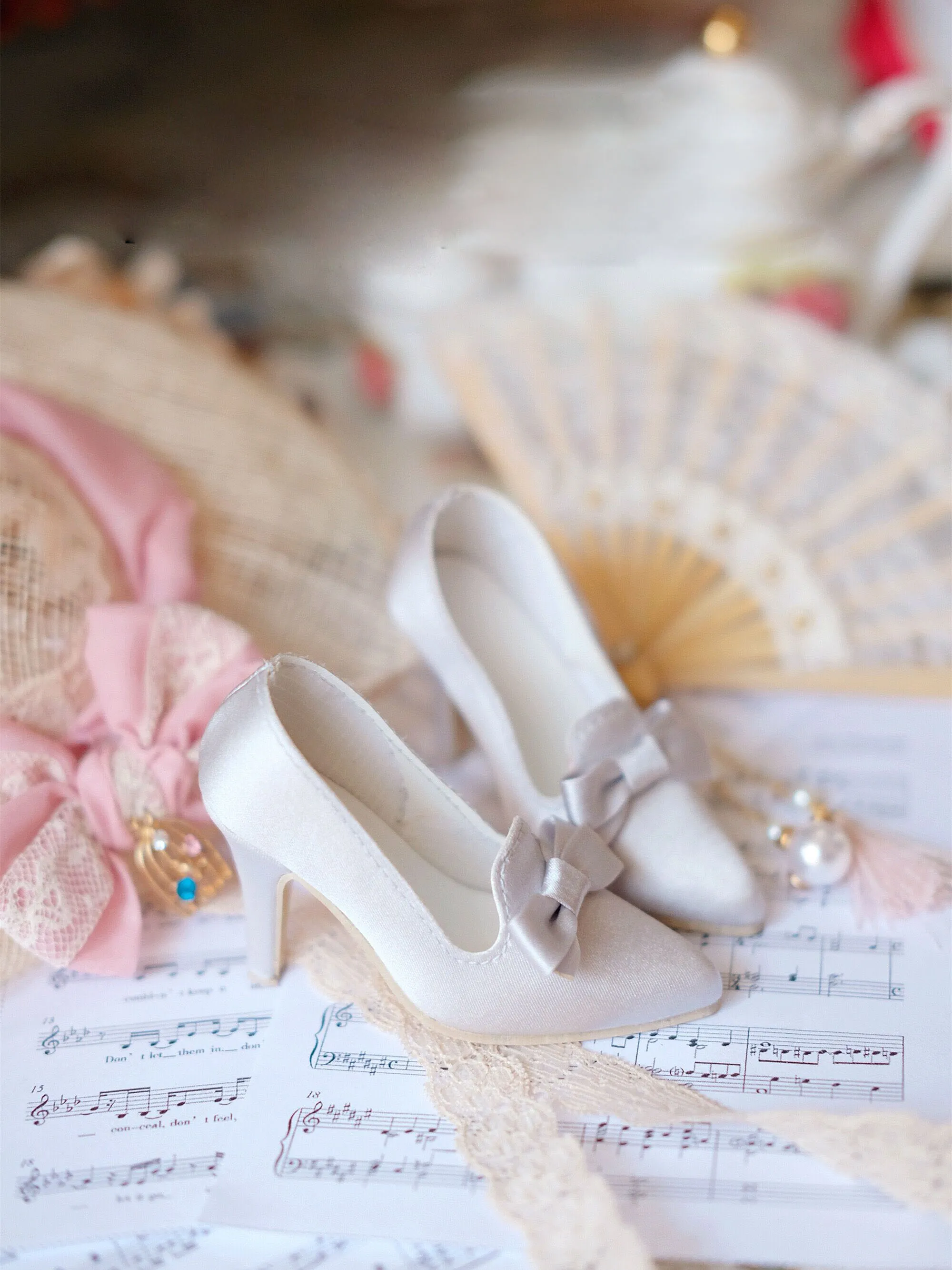 1/3 BJD doll shoes Silk vintage high heels shoes suitable for 1/3 BJD DD SD16 DZ AS doll shoes pure color high heel shoes