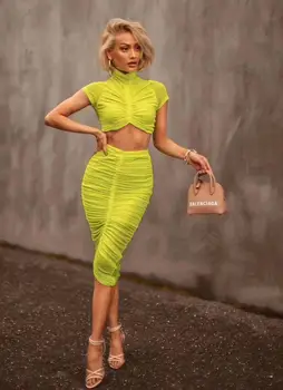 

Vero Sinly 2019 Autumn Women Green 2 Piece Set Fashion High Neck Short Sleeve Bandage Bodycon Bandage Dress Casual Vestidos
