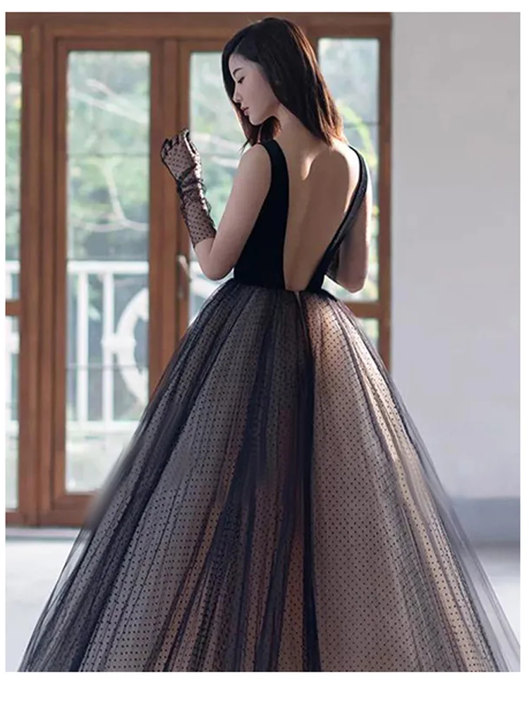 It's Yiya платье для выпускного вечера сексуальные v-образным вырезом без рукавов плюс размер Vestidos de gala черные с открытой спиной длиной до колен женские вечерние платья E777