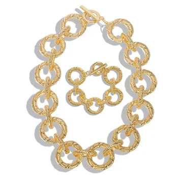 

Gold Fashion Hip-Hop Alloy Necklace Female Rock Metal Choker Necklace Bracelet Set Punk Jewelry