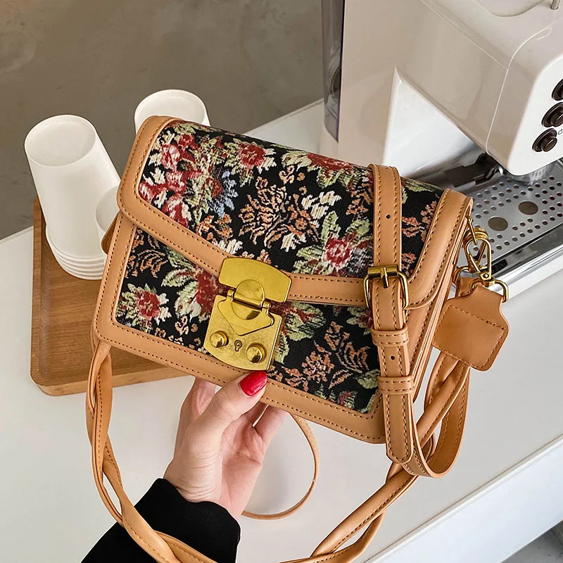

Flower Designer Vintage PU Leather Crossbody Bags for Women 2020 Simple Shoulder Handbags Women's Branded Trending Hand Bag
