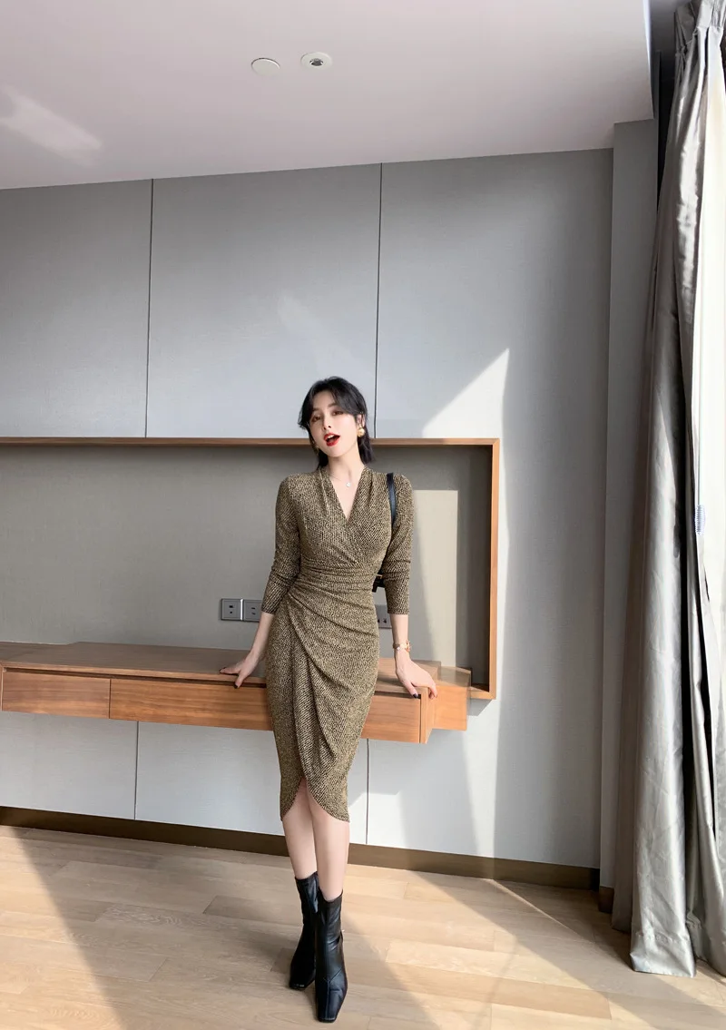 autumn and winter new Korean women's sexy V-neck long-sleeved pleated Slim thin irregular fork arm dress