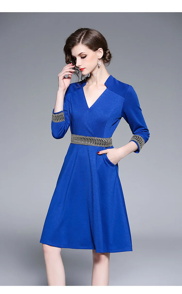 Весеннее женское подиумное деловое офисное платье Элегантное синее с v-образным вырезом золотистое платье с вышивкой контрастного цвета А-силуэта
