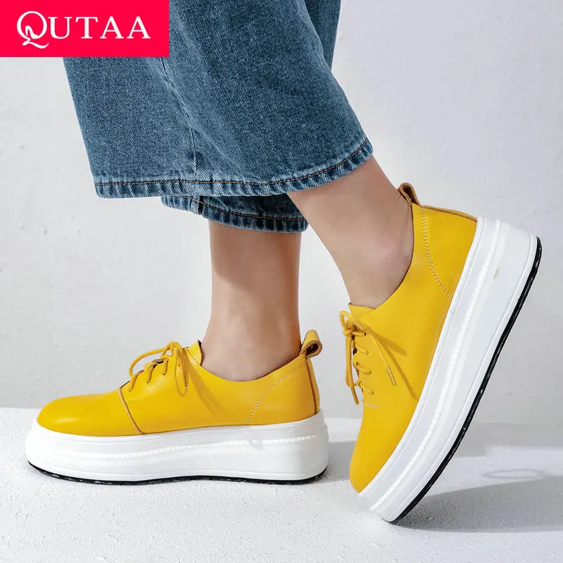 Женские туфли лодочки на платформе QUTAA черные из коровьей кожи танкетке с круглым