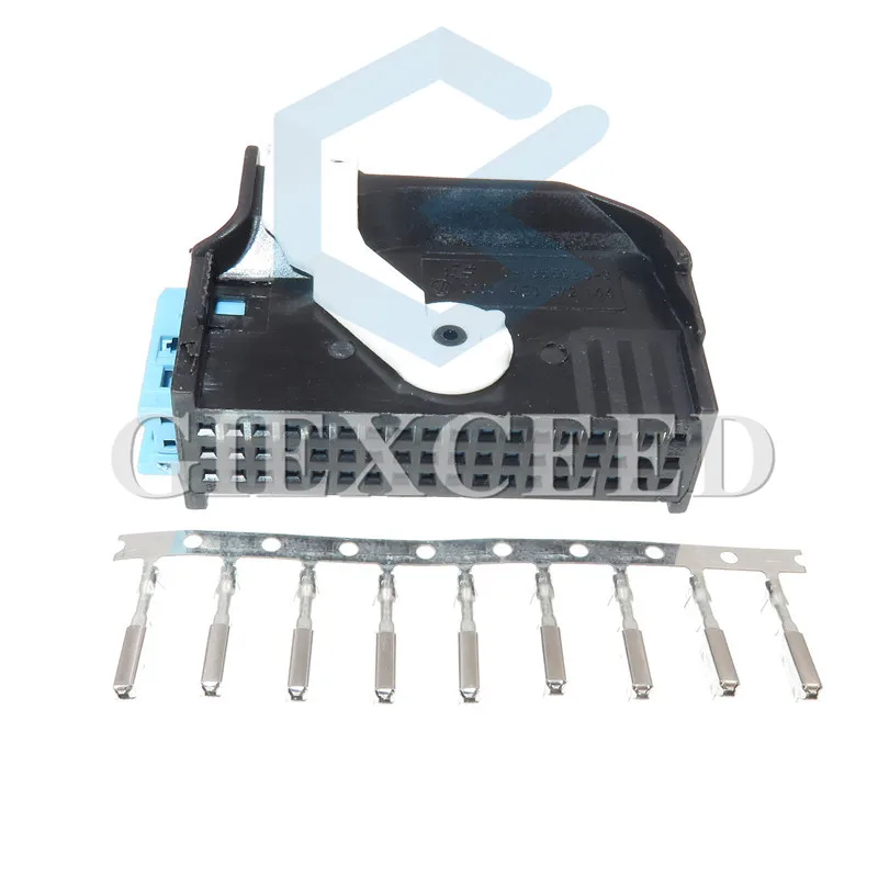

1 Set 54 Pin 4E0 972 144 Automotive Connector With Terminal 4E0972144 ECU For Volkswagen Audi BMW Bluetooth Plug A6 A4 A8 C6 8k