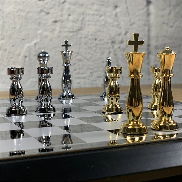 Jogo De Xadrez De Metal Luxo Liga Inc Peças De Xadrez De Ouro Jogos De  Tabuleiro Para Crianças Nordic Criativo Família Jogos De Mesa Moderna  Decoração Para Casa - AliExpress