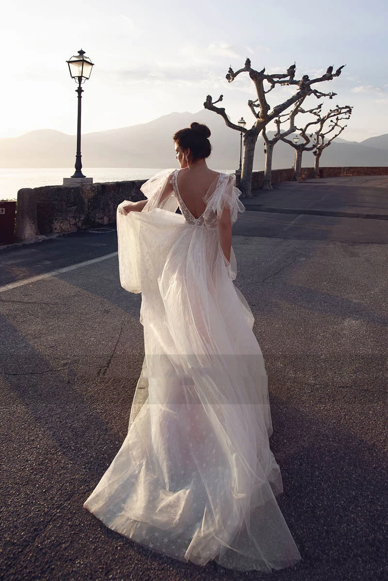 Boho 웨딩 드레스 2021 핑크 v-목 Boho 웨딩 드레스 반팔 Backless 비치 신부 가운 스윕 기차 신부 드레스 새로운